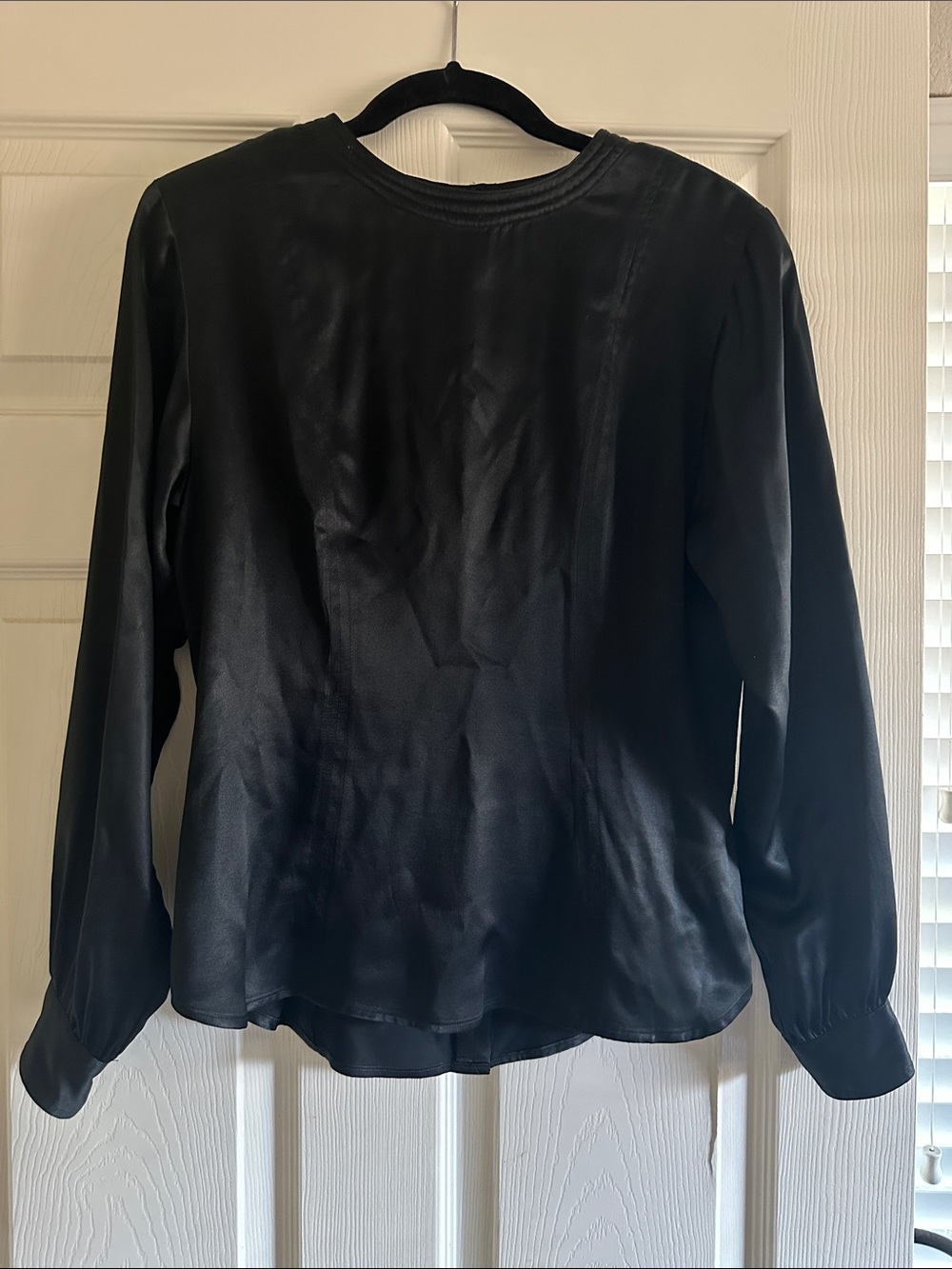Evan Picone Black Silk Crewneck Blouse size 10